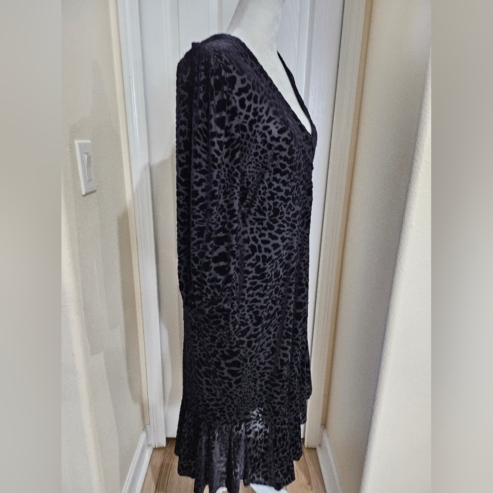 Calvin Klein Black Leopard Print Velvet Chiffon Midi Dress Long Sleeve Slit M. - Picture 4 of 11